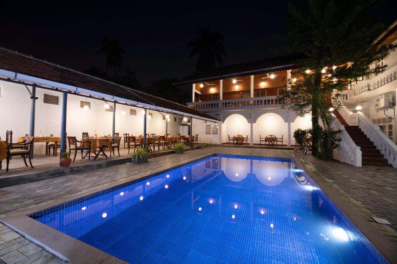 Dutch Bungalow Kochi Bagian luar foto