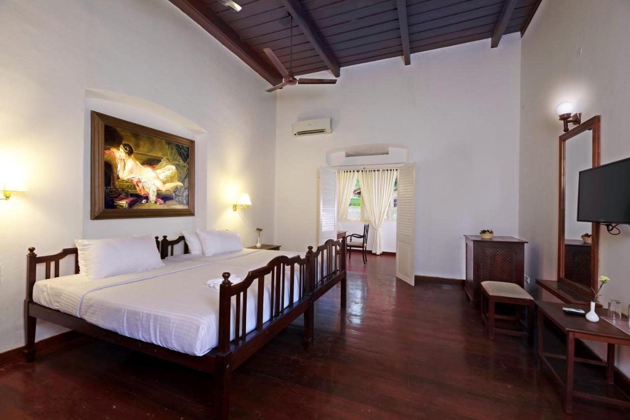 Dutch Bungalow Kochi Bagian luar foto